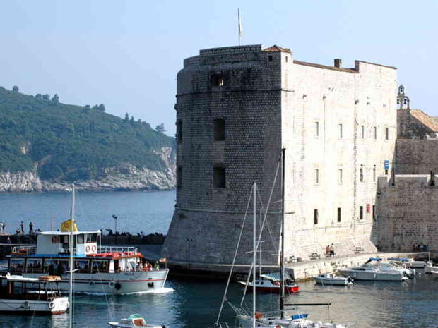 Dubrovnik by Cab