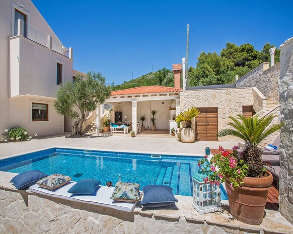 Dubrovnik Villa For Sale 0